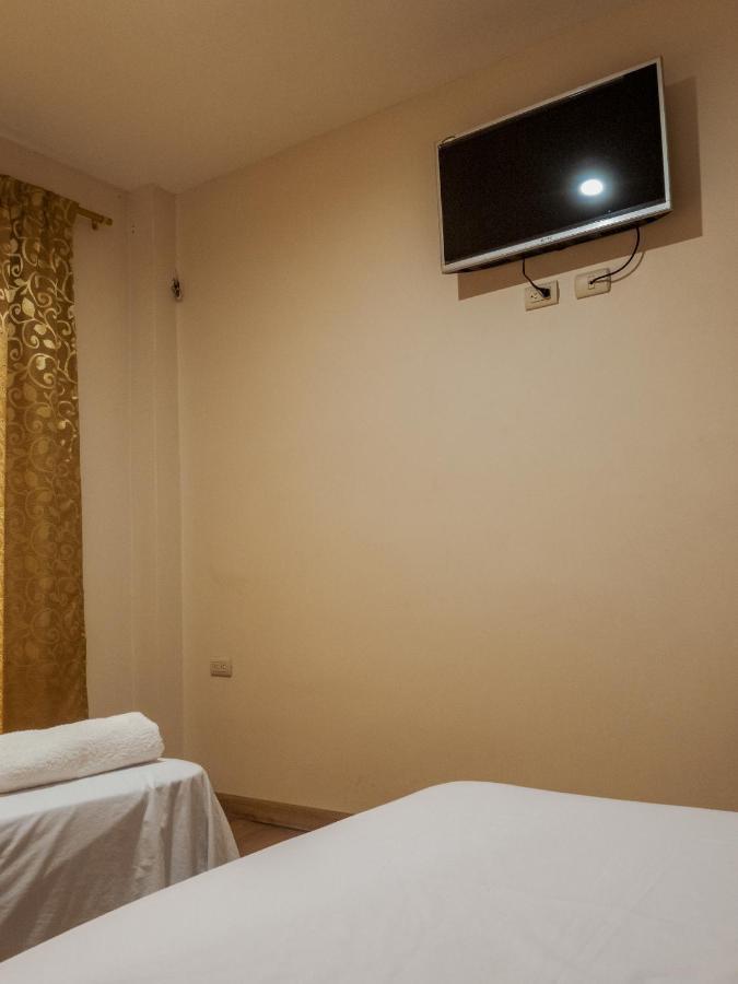 Hostal Tortuga Dorada Пуэрто-Лопес Экстерьер фото