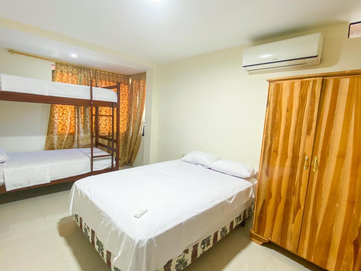 Hostal Tortuga Dorada Пуэрто-Лопес Экстерьер фото
