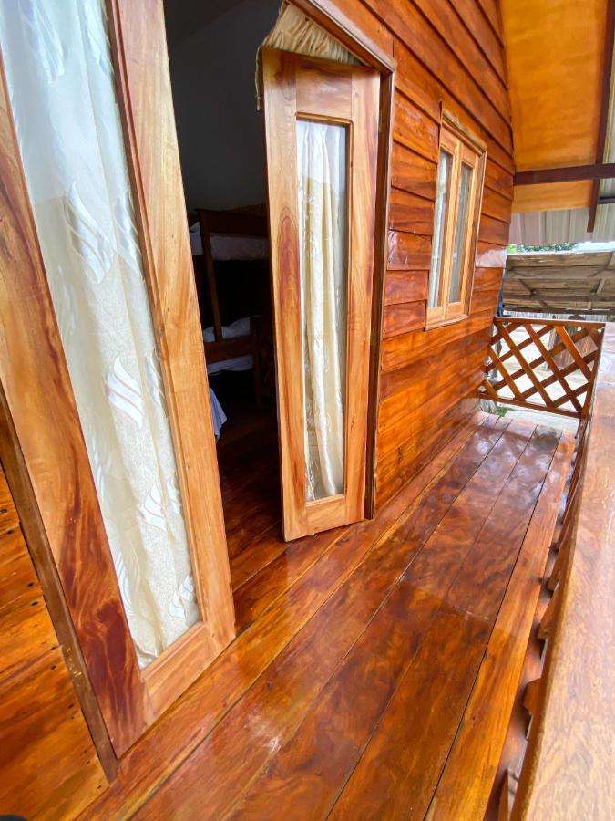 Hostal Tortuga Dorada Пуэрто-Лопес Экстерьер фото